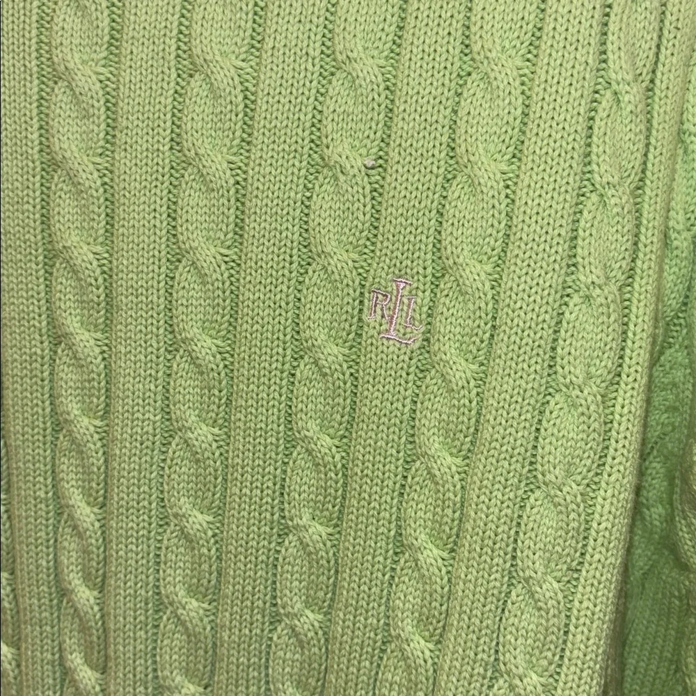 LAUREN RALPH LAUREN LIGHT GREEN CABLE KNIT PULLOVER PINK LOGO ON LEFT SIDE L/S